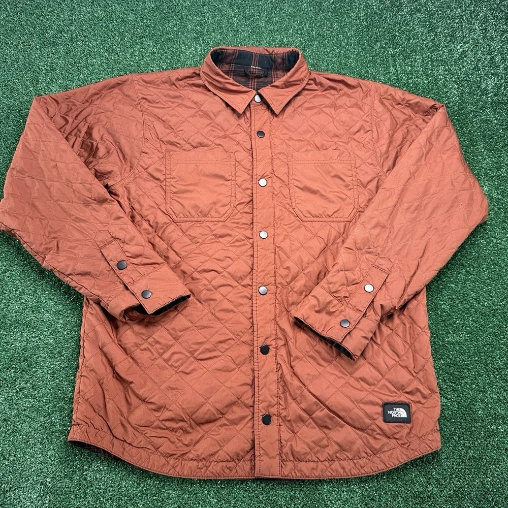 The North Face Men's Lightweight Reversible Puffer Flannel Coat Jacket XL